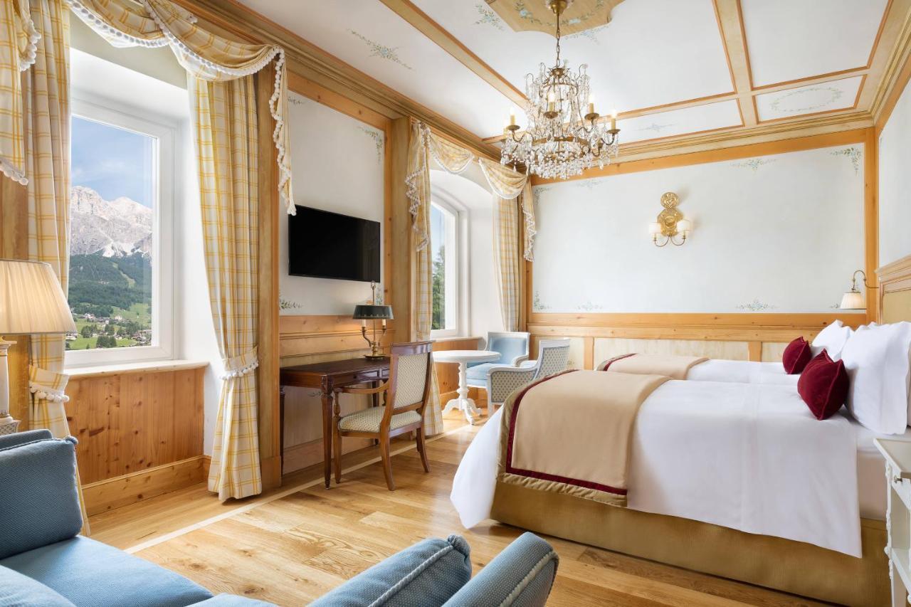 קורטינה ד'אמפזו Cristallo, A Luxury Collection Resort & Spa, Cortina D 'Ampezzo מראה חיצוני תמונה