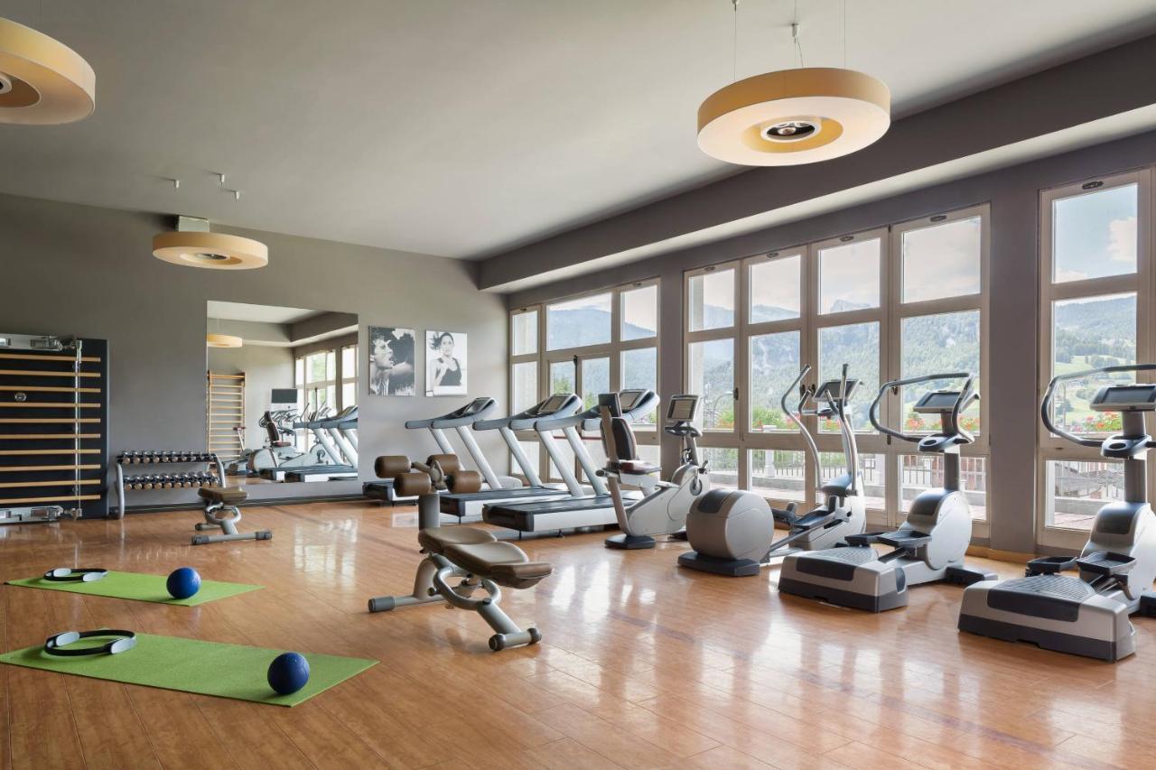 קורטינה ד'אמפזו Cristallo, A Luxury Collection Resort & Spa, Cortina D 'Ampezzo מראה חיצוני תמונה