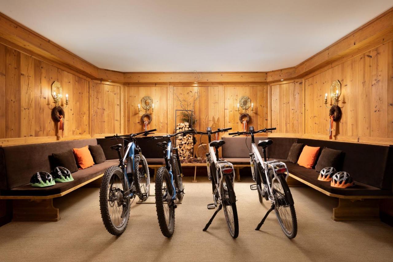 קורטינה ד'אמפזו Cristallo, A Luxury Collection Resort & Spa, Cortina D 'Ampezzo מראה חיצוני תמונה